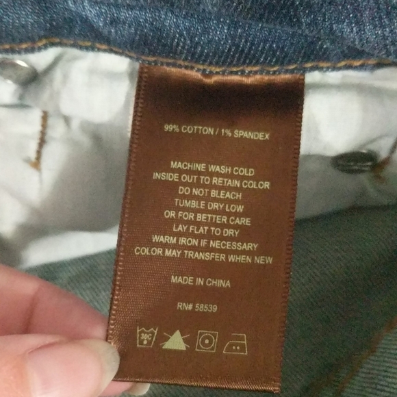 Kut From The Kloth Catherine Boyfriend Medium Wash Jeans - size 4 - Picture 4 of 6